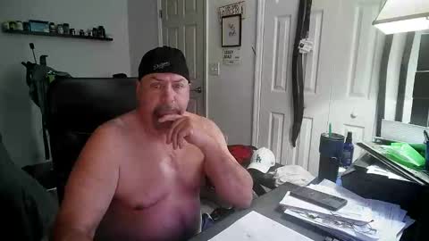 Snapshot of flaguy3233 chatting on 9, 11, 2025 Florida guy online show from 9, 11, 2025