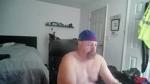 Snapshot of flaguy3233 chatting on 17, 11, 2025 Florida guy online show from 17, 11, 2025
