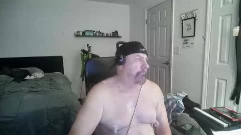 Snapshot of flaguy3233 chatting on 2, 12, 2025 Florida guy online show from 2, 12, 2025