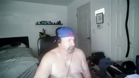 Snapshot of flaguy3233 chatting on 5, 12, 2025 Florida guy online show from 5, 12, 2025