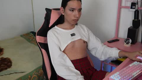 Snapshot of flaream_angel chatting on 1, 1, 2025 Alexa online show from 1, 1, 2025