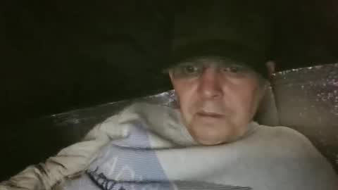 Snapshot of flattop69 chatting on 31, 10, 2025 flattop69 online show from 31, 10, 2025