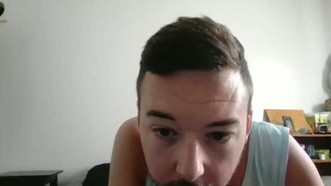 Snapshot of flboyz chatting on 20, 10, 2025 The Rain-Bro online show from 20, 10, 2025