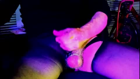 Snapshot of fleurdumale chatting on 4, 12, 2024 shameless flirt online show from 4, 12, 2024