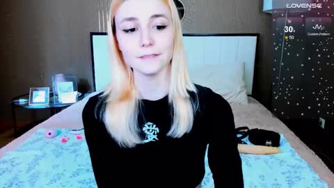 FlexiMona online show from 27, 9, 2025