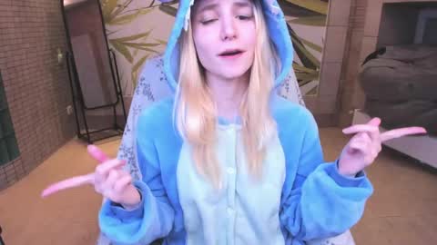 FlexiMona online show from 7, 3, 2026