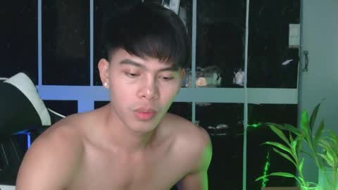 Snapshot of flirtfactorx chatting on 5, 12, 2025 flirtfactorx online show from 5, 12, 2025