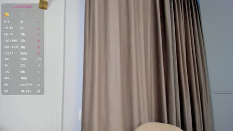 Snapshot of flirtykitty_ chatting on 26, 10, 2025 Emely online show from 26, 10, 2025