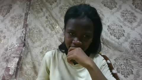 flora48230522373 online show from 3, 7, 2026