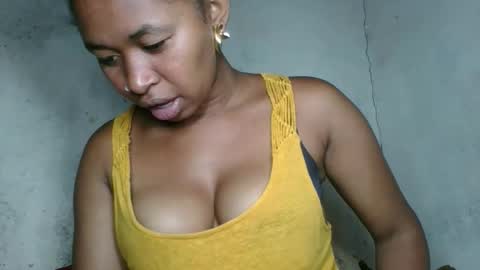 florencia011 online show from 31, 10, 2025