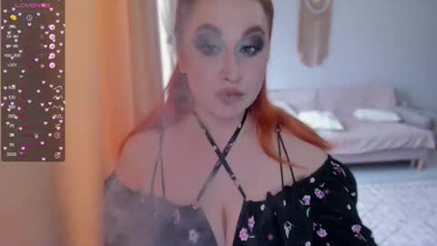 Snapshot of flower_camellia chatting on 19, 10, 2025 Camelia online show from 19, 10, 2025