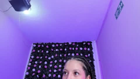 Dulce online show from 6, 2, 2025