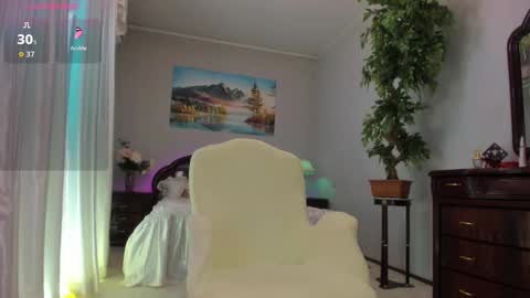 Nicole online show from 10, 9, 2025