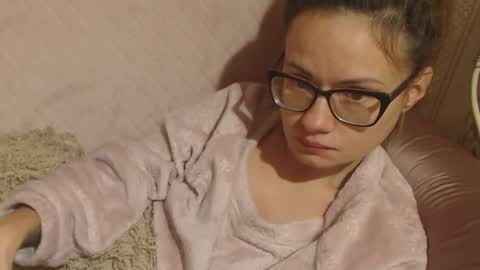 Snapshot of flowercandydoll chatting on 27, 10, 2025 say meow and send tip online show from 27, 10, 2025