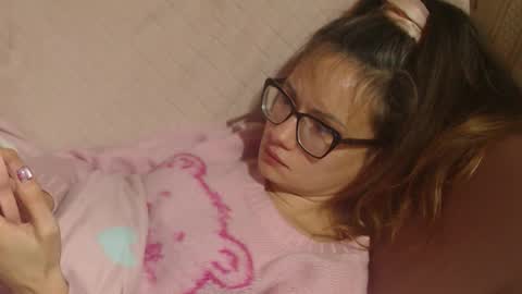 say meow and send tip  online show from 19, 11, 2025