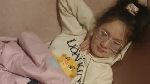 say meow and send tip  online show from 18, 3, 2026