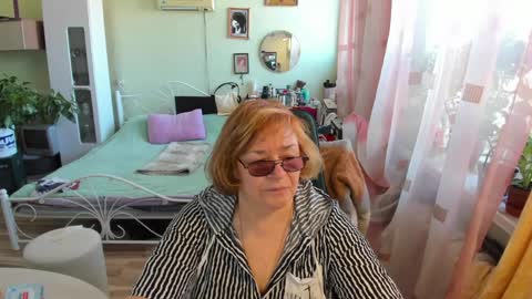 Flowerlower online show from 9, 4, 2026