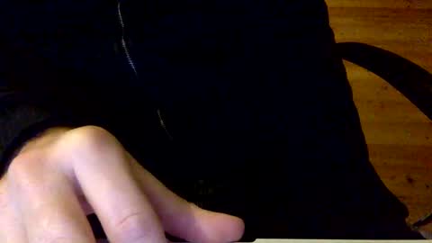 Snapshot of flowmover chatting on 19, 2, 2025 flowmover online show from 19, 2, 2025