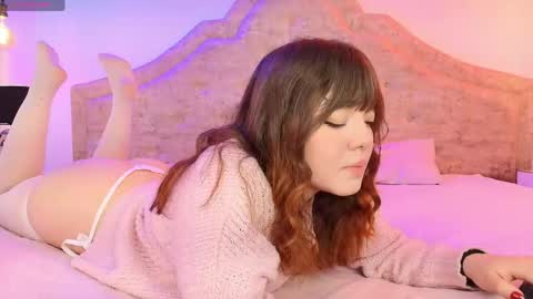 Snapshot of fluffy_bubble21 chatting on 6, 5, 2026 FLUFFY BUBBLE online show from 6, 5, 2026