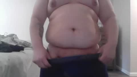 Snapshot of fluffychill99 chatting on 8, 3, 2025 fluffychill99 online show from 8, 3, 2025