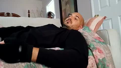 Snapshot of fn389 chatting on 27, 12, 2024 Frank online show from 27, 12, 2024