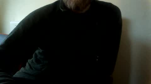 Snapshot of fns2011 chatting on 1, 12, 2025 fns2011 online show from 1, 12, 2025