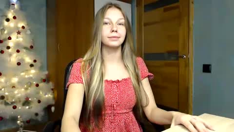 Snapshot of fofhcf chatting on 13, 12, 2024 Molli  Ready for any play with you. Hottest show in pvt  Help a student earn big tokens  online show from 13, 12, 2024
