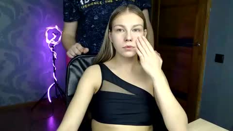 Snapshot of fofhcf chatting on 19, 2, 2025 Molli  Ready for any play with you. Hottest show in pvt  Help a student earn big tokens  online show from 19, 2, 2025