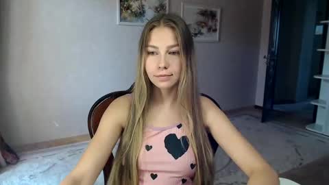 Snapshot of fofhcf chatting on 7, 10, 2025 Molli  Ready for any play with you. Hottest show in pvt  Help a student earn big tokens  online show from 7, 10, 2025
