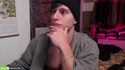 Folleti online show from 4, 12, 2025