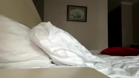 forbiddennvelvet online show from 30, 9, 2025