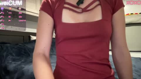 Snapshot of foreverkinkyy chatting on 3, 2, 2025 Elaine online show from 3, 2, 2025