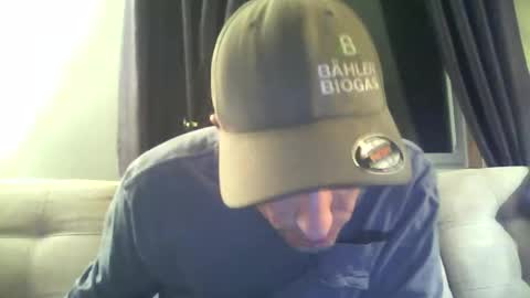 fouraide42 online show from 4, 12, 2024