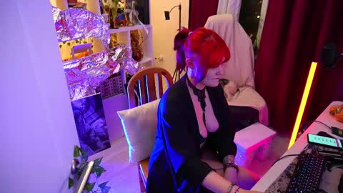 Snapshot of fox_and_dog chatting on 30, 11, 2025 Senya subscribe to telegram channel online show from 30, 11, 2025