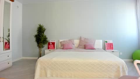 Kira online show from 19, 9, 2025