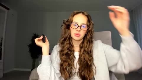 Kira online show from 13, 10, 2025