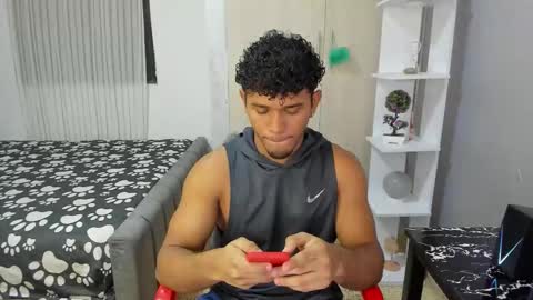 Snapshot of fox_evans chatting on 30, 10, 2025 Fox online show from 30, 10, 2025