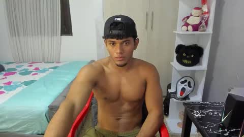 Snapshot of fox_evans chatting on 4, 11, 2025 Fox online show from 4, 11, 2025