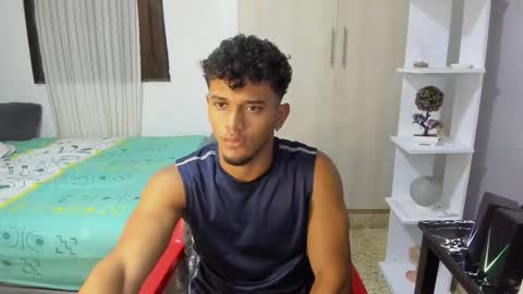 Snapshot of fox_evans chatting on 18, 11, 2025 Fox online show from 18, 11, 2025