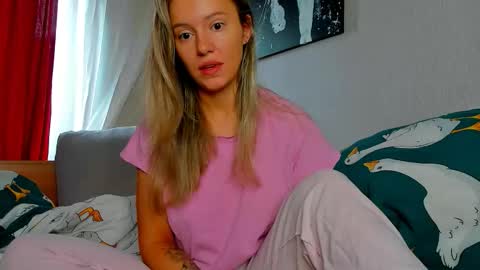 Foxy online show from 9, 11, 2025