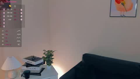 Snapshot of foxy_blush chatting on 14, 12, 2025 Eva online show from 14, 12, 2025