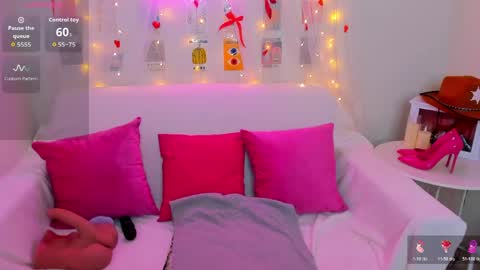 Snapshot of foxy_ginger_ chatting on 14, 5, 2026 Angelica online show from 14, 5, 2026