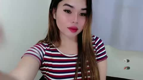 Snapshot of foxy_lei chatting on 23, 10, 2025 foxy_lei online show from 23, 10, 2025