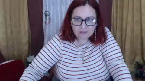 Snapshot of foxydesiree chatting on 12, 2, 2026 foxydesiree online show from 12, 2, 2026