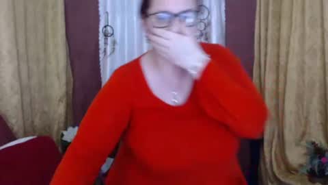 Snapshot of foxydesiree chatting on 13, 2, 2026 foxydesiree online show from 13, 2, 2026