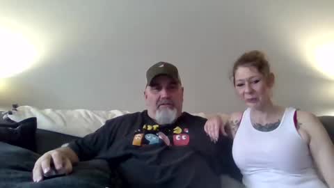 Snapshot of foxyfang chatting on 10, 1, 2025 foxyfang online show from 10, 1, 2025