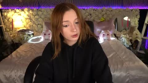 Maya online show from 15, 4, 2026