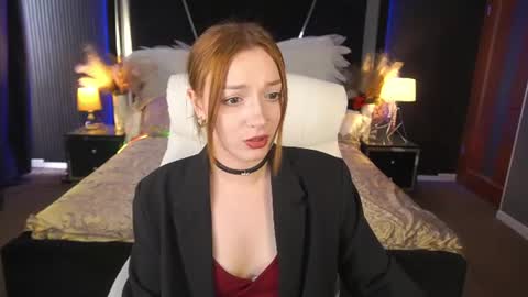 Snapshot of foxymayy chatting on 4, 7, 2026 Maya online show from 4, 7, 2026