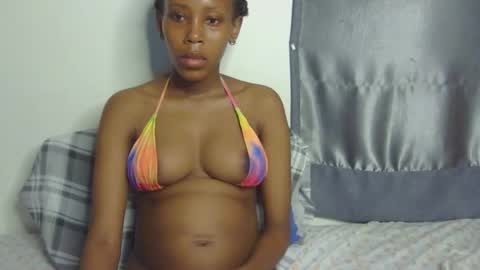 Snapshot of foxypennyy chatting on 21, 10, 2025 foxypennyy online show from 21, 10, 2025