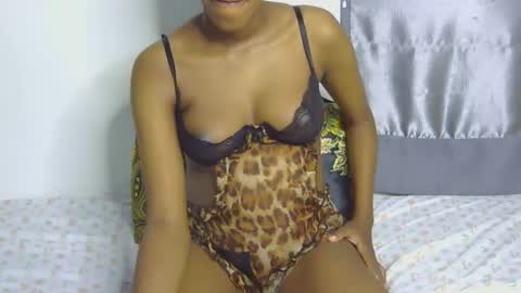 Snapshot of foxypennyy chatting on 20, 11, 2025 foxypennyy online show from 20, 11, 2025